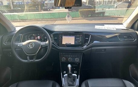 Volkswagen T-Roc I, 2021 год, 1 559 000 рублей, 8 фотография