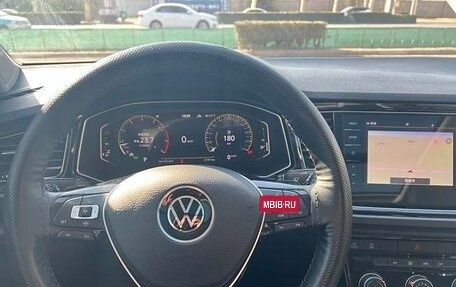 Volkswagen T-Roc I, 2021 год, 1 559 000 рублей, 9 фотография