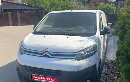Citroen Jumpy III, 2019 год, 1 850 000 рублей, 16 фотография