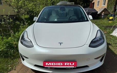 Tesla Model 3 I, 2019 год, 3 800 000 рублей, 3 фотография