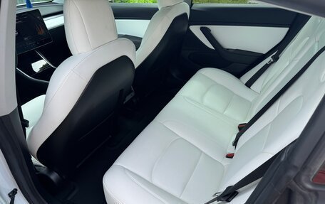 Tesla Model 3 I, 2019 год, 3 800 000 рублей, 24 фотография