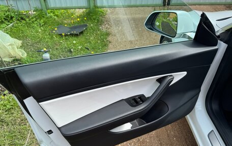 Tesla Model 3 I, 2019 год, 3 800 000 рублей, 32 фотография