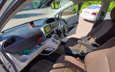 Toyota Sienta II, 2017 год, 1 380 000 рублей, 15 фотография