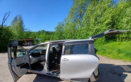 Toyota Sienta II, 2017 год, 1 380 000 рублей, 14 фотография