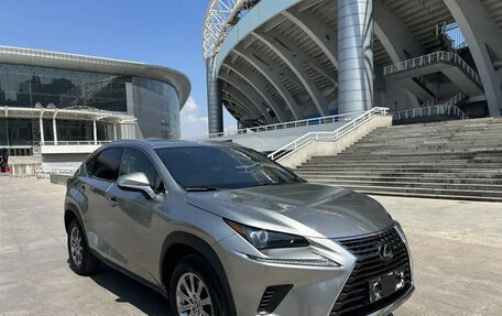 Lexus NX I, 2020 год, 3 000 000 рублей, 3 фотография