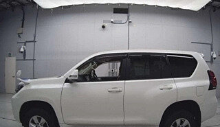 Toyota Land Cruiser Prado 150 рестайлинг 2, 2021 год, 3 350 000 рублей, 6 фотография