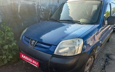 Peugeot Partner II рестайлинг 2, 2007 год, 280 000 рублей, 2 фотография