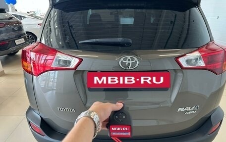 Toyota RAV4, 2014 год, 2 549 900 рублей, 24 фотография