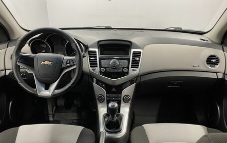Chevrolet Cruze II, 2012 год, 695 000 рублей, 8 фотография
