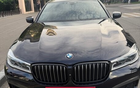 BMW 7 серия, 2018 год, 5 300 000 рублей, 2 фотография