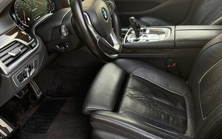 BMW 7 серия, 2018 год, 5 300 000 рублей, 14 фотография