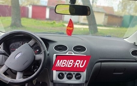 Ford Focus II рестайлинг, 2005 год, 560 000 рублей, 11 фотография
