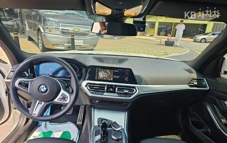BMW 3 серия, 2022 год, 3 185 000 рублей, 12 фотография