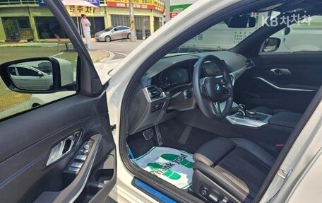 BMW 3 серия, 2022 год, 3 185 000 рублей, 9 фотография