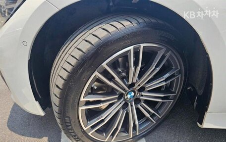 BMW 3 серия, 2022 год, 3 185 000 рублей, 18 фотография
