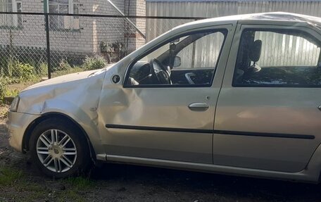 Renault Logan I, 2013 год, 300 000 рублей, 5 фотография