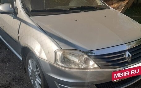 Renault Logan I, 2013 год, 300 000 рублей, 10 фотография