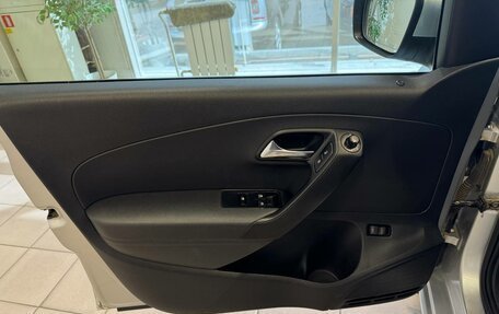 Volkswagen Polo VI (EU Market), 2012 год, 990 000 рублей, 14 фотография