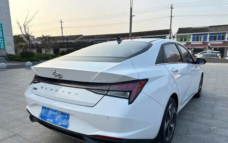 Hyundai Elantra, 2021 год, 1 236 334 рублей, 2 фотография