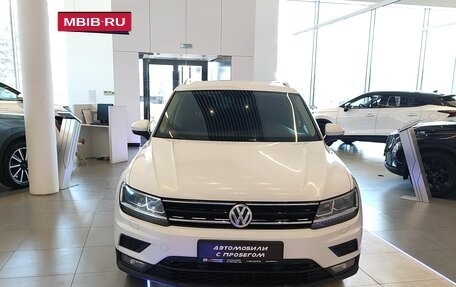 Volkswagen Tiguan II, 2017 год, 2 480 000 рублей, 2 фотография