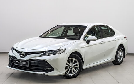 Toyota Camry, 2018 год, 2 390 000 рублей, 1 фотография