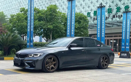 BMW 3 серия, 2022 год, 2 950 000 рублей, 1 фотография