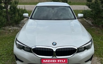 BMW 3 серия, 2019 год, 3 100 000 рублей, 1 фотография