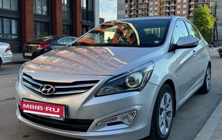 Hyundai Solaris II рестайлинг, 2015 год, 1 190 000 рублей, 3 фотография