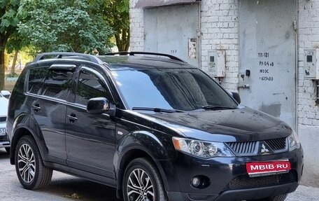 Mitsubishi Outlander III рестайлинг 3, 2008 год, 1 200 000 рублей, 1 фотография
