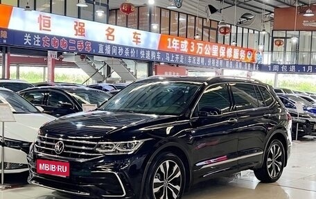 Volkswagen Tiguan II, 2021 год, 3 300 000 рублей, 1 фотография