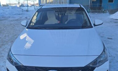 Hyundai Solaris II рестайлинг, 2022 год, 1 250 000 рублей, 1 фотография