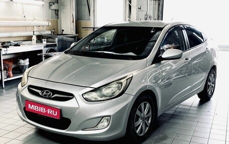 Hyundai Solaris II рестайлинг, 2013 год, 750 000 рублей, 1 фотография