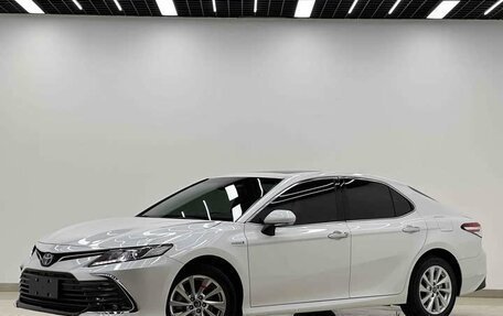 Toyota Camry, 2021 год, 2 750 000 рублей, 1 фотография