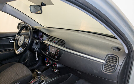 KIA Rio IV, 2020 год, 900 000 рублей, 11 фотография