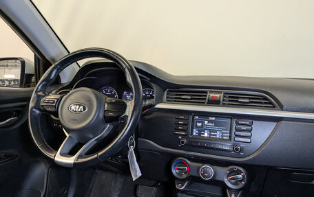 KIA Rio IV, 2020 год, 900 000 рублей, 24 фотография