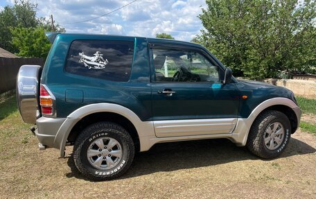 Mitsubishi Pajero III рестайлинг, 2002 год, 1 300 000 рублей, 1 фотография