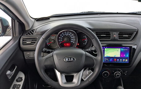 KIA Rio III рестайлинг, 2013 год, 890 000 рублей, 25 фотография