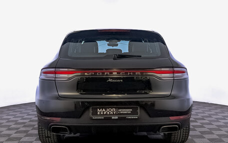 Porsche Macan I рестайлинг, 2021 год, 4 500 000 рублей, 6 фотография