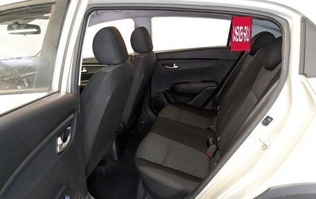 KIA Rio IV, 2020 год, 975 000 рублей, 12 фотография