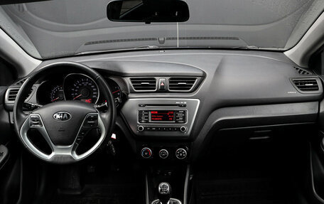 KIA Rio III рестайлинг, 2016 год, 840 000 рублей, 10 фотография