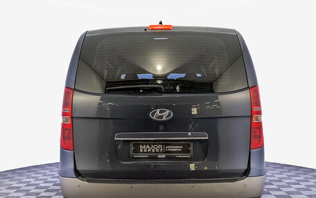 Hyundai H-1 II рестайлинг, 2018 год, 2 750 000 рублей, 6 фотография