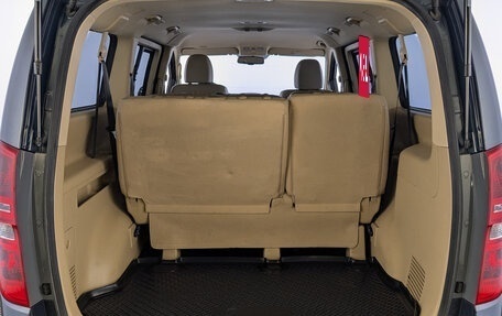 Hyundai H-1 II рестайлинг, 2018 год, 2 750 000 рублей, 10 фотография