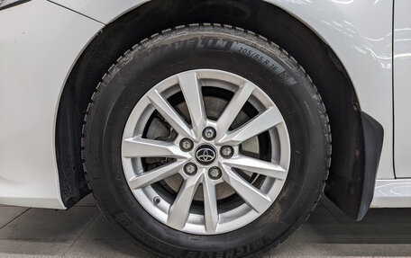 Toyota Camry, 2018 год, 2 390 000 рублей, 12 фотография