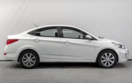 Hyundai Solaris II рестайлинг, 2012 год, 850 000 рублей, 4 фотография