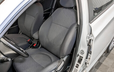 Hyundai Solaris II рестайлинг, 2012 год, 850 000 рублей, 20 фотография