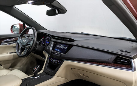 Cadillac XT5 I рестайлинг, 2017 год, 3 100 000 рублей, 13 фотография