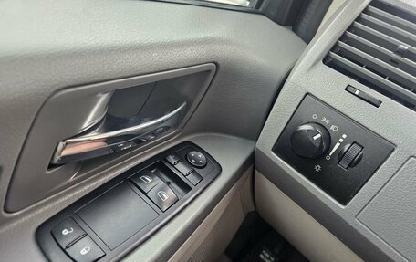 Dodge Caravan V, 2008 год, 949 000 рублей, 19 фотография