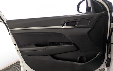 Hyundai Elantra VI рестайлинг, 2019 год, 1 635 000 рублей, 19 фотография