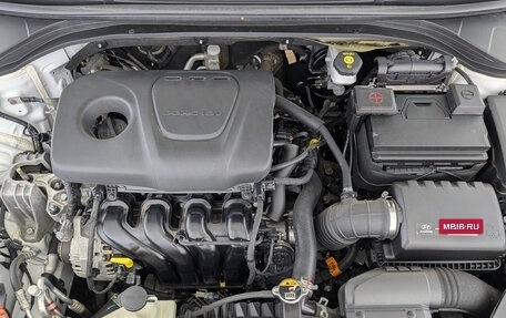 Hyundai Elantra VI рестайлинг, 2019 год, 1 635 000 рублей, 9 фотография