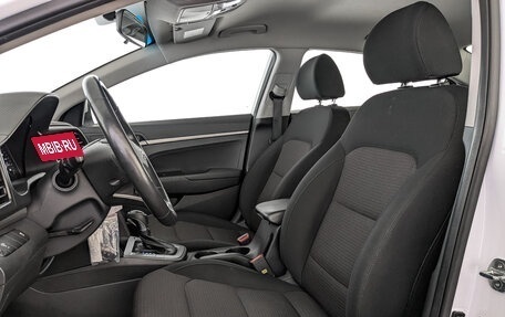 Hyundai Elantra VI рестайлинг, 2019 год, 1 635 000 рублей, 20 фотография